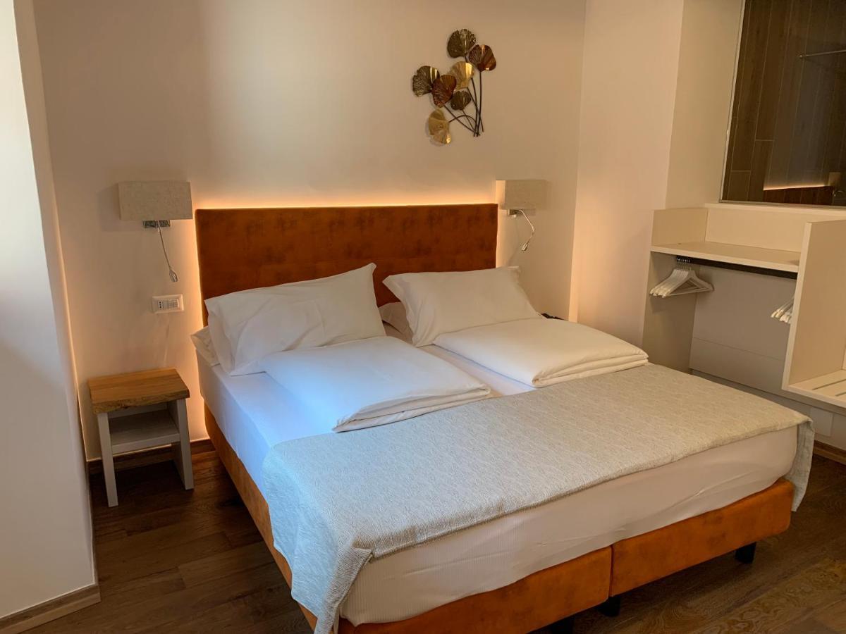 Albergo Ristorante Montebaldo Limone sul Garda Esterno foto