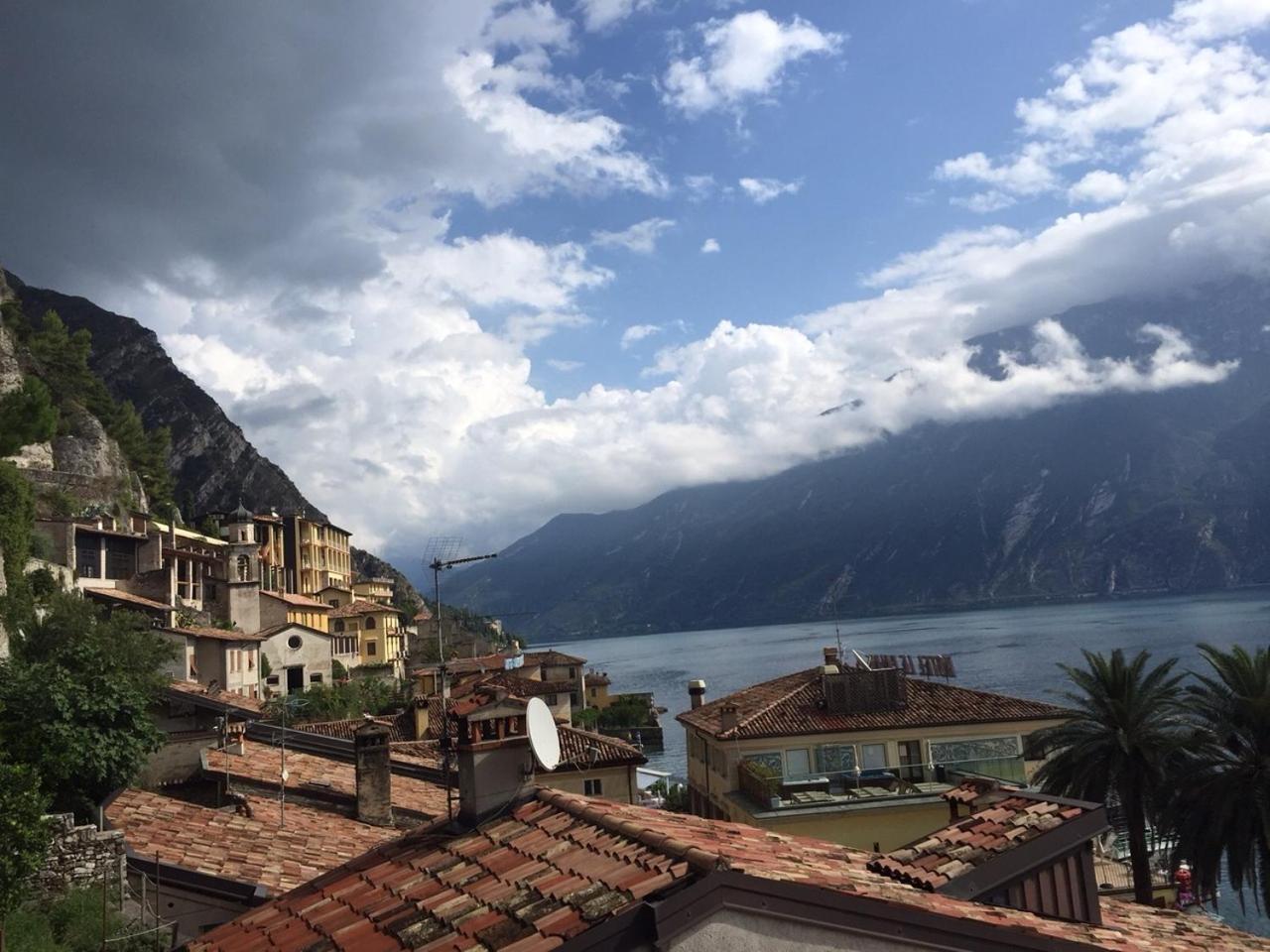 Albergo Ristorante Montebaldo Limone sul Garda Camera foto