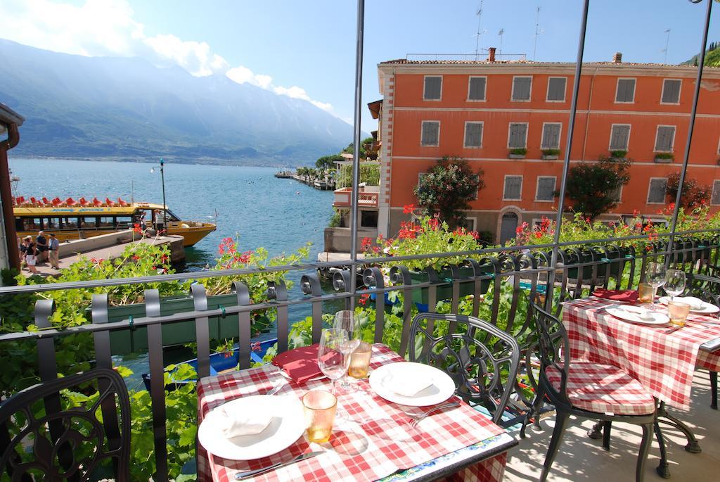 Albergo Ristorante Montebaldo Limone sul Garda Esterno foto
