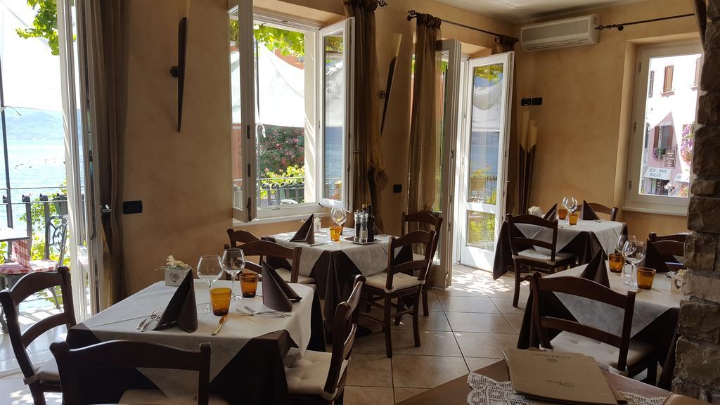 Albergo Ristorante Montebaldo Limone sul Garda Esterno foto